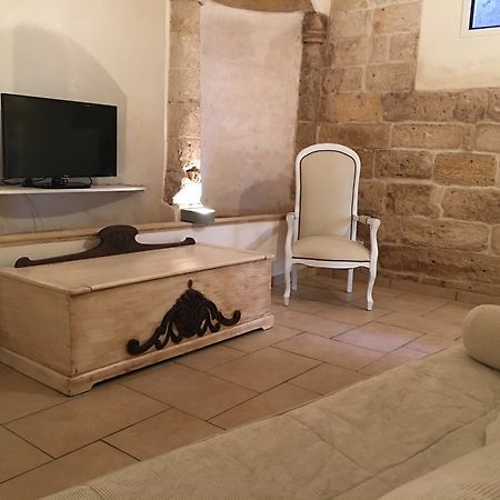 Palazzo Saraceno Hotel Taranto Bagian luar foto