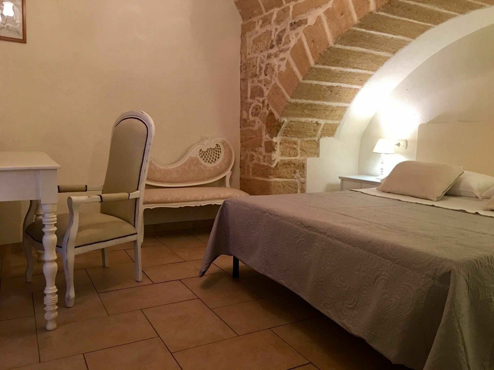 Palazzo Saraceno Hotel Taranto Bagian luar foto